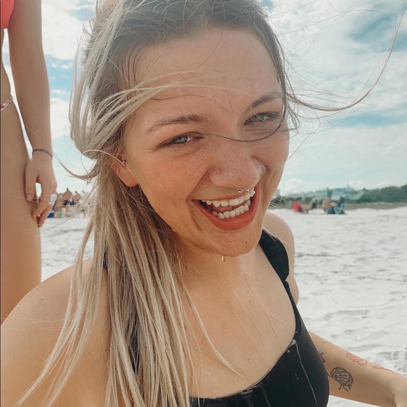arielroberts29